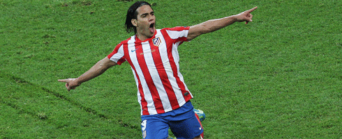 falcao-on-knees490ai