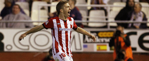 muniain-celebrate490ai