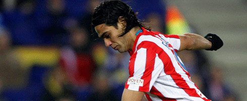 falcao-close-again490ai