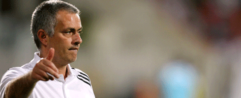 mourinho-thumbs-up490ai