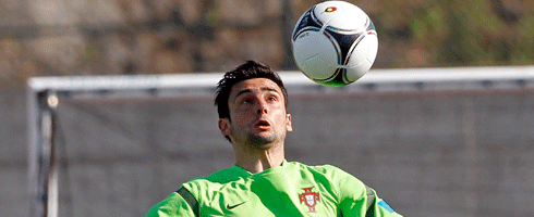 postiga-close490ai