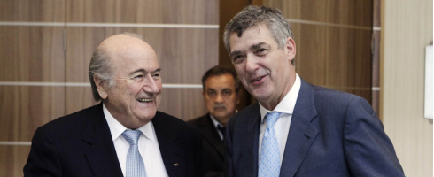 Angel-Villar-Blatter490ai