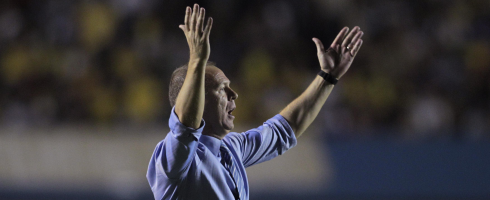 Mano-Menezes490ai