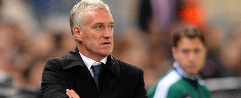 deschamps-close490ai