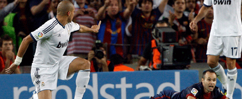 iniesta-pepe-clash490ai
