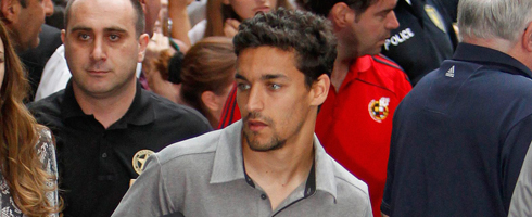 navas-crowd490ai