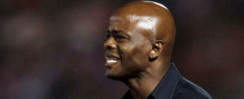 dely-valdes-close490ai
