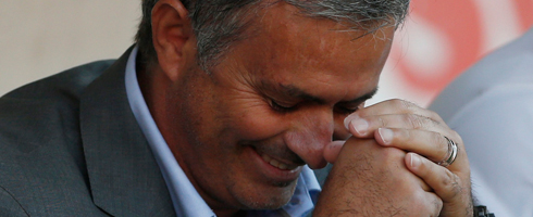 mourinho-laugh490ai