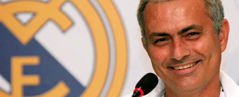 mourinho-smiling490ai