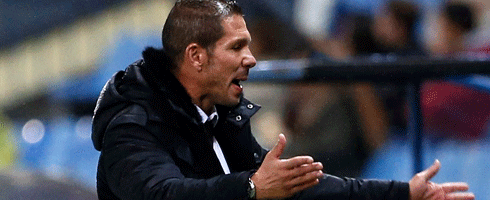 simeone-gestures-again490ai