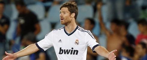 xabi-alonso-arms-wide490ai