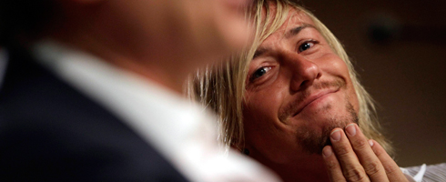 guti-smile490ai