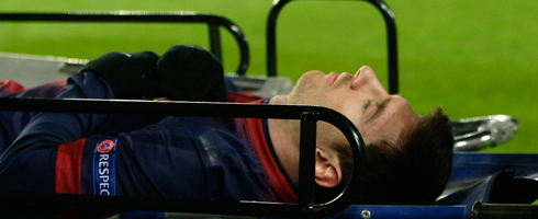 messi-stretcher-again490ai