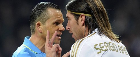 sergio-ramos-referee490ai