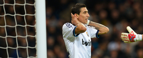 di-maria-hands490ai