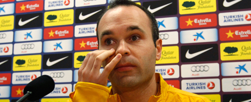 iniesta-press-again490ai