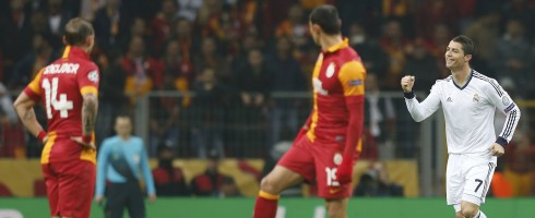 ronaldo-gala-2-490ai