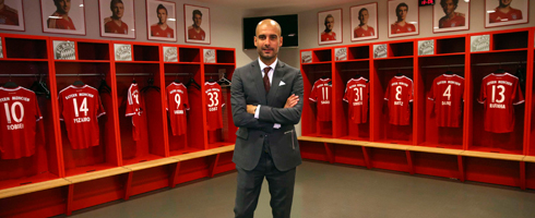 guardiola-bayern-dressing-room490ai