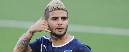 insigne-call-me490ai