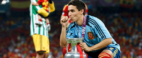 jesus-navas-trophy490ai