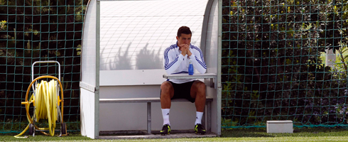 ronaldo-bench490ai
