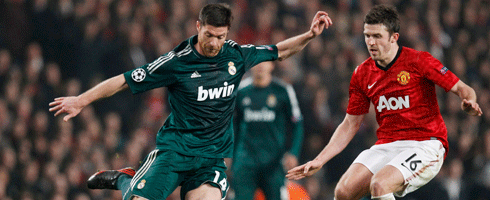 xabi-alonso-v-man-utd490ai