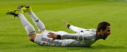 higuain-dive490ai