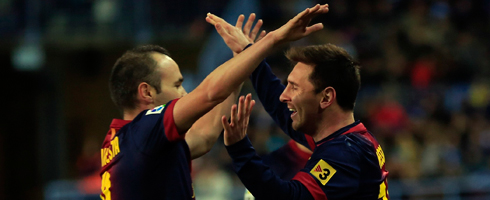 messi-iniesta490ai