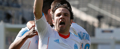 valbuena-celebrate490ai
