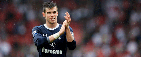 bale-applauds490ai
