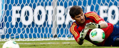 casillas-pre-uruguay490ai