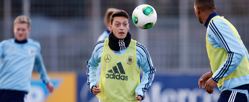 ozil-training-germany490ai