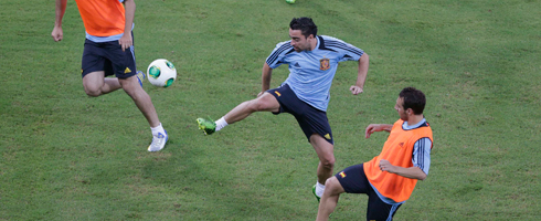 xavi-pre-uruguay490ai