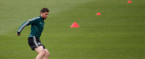 alonso-training-alone490ai
