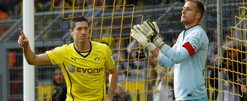 lewandowski-celebrates490ai