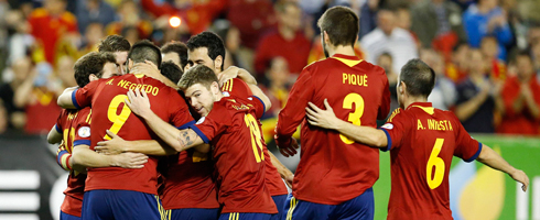 spain-georgia-celebrate-home490ai