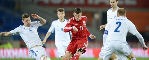 bale-wales490ai