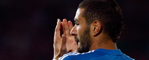 benzema-hands490ai