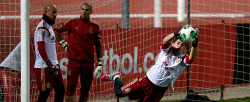 casillas-valdes-reina-pre-eqguinea490ai
