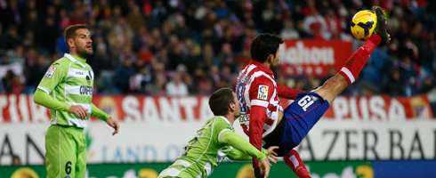 diego-costa-overhead490ai