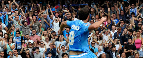 higuain-napoli-fans490ai
