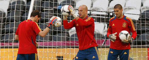 reina-casillas-valdes490ai