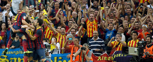 barca-celebrate-clasico490ai