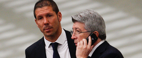 cerezo-simeone-phone490ai