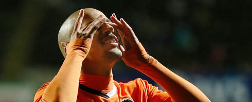 feghouli-hands490ai