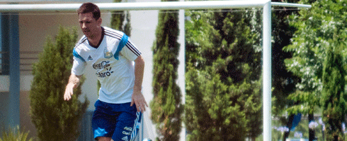 messi-training490ai