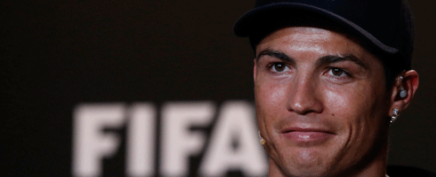 ronaldo-fifa-logo490ai