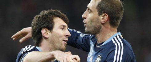messi-zabaleta490ai