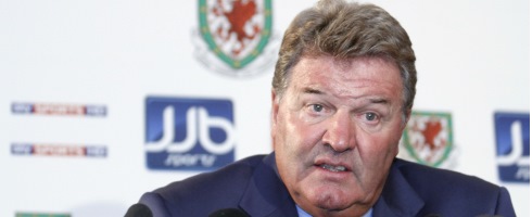 toshack-presser490ai