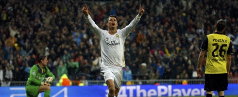 ronaldo-dortmund-arms490ai